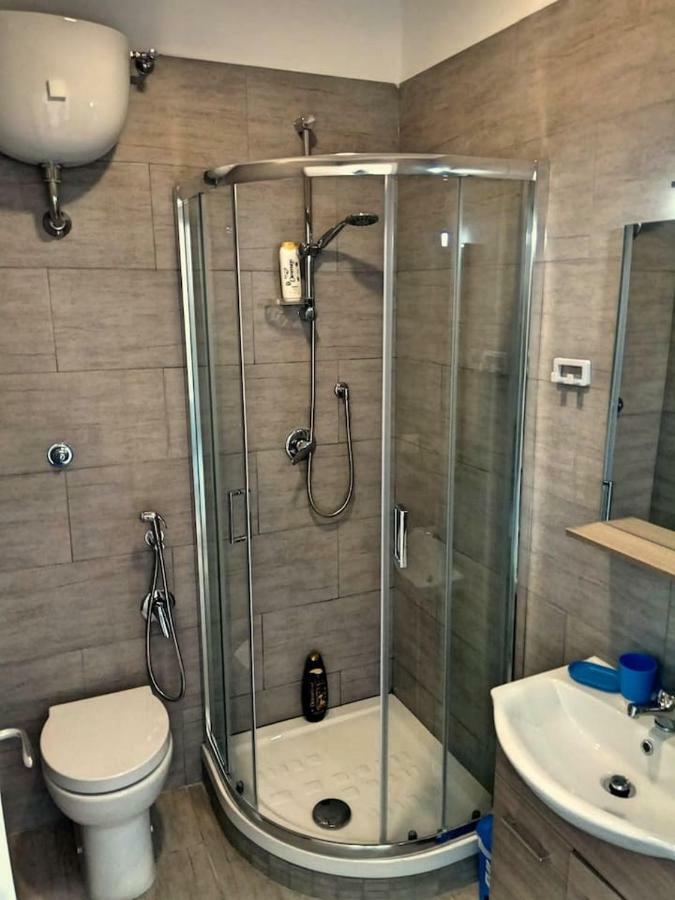 B&B Da Roberto Napoli Eksteriør billede